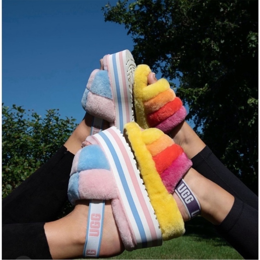 Ugg Fluff Yeah Rainbow Yellow Slide Slipper Platform Colorful Bright Happy Cozy - Picture 2 of 11